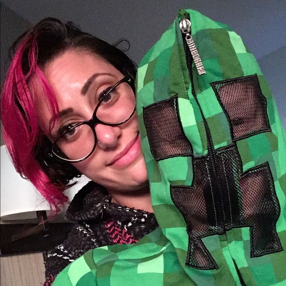 Our store helps us create memories! 💕🍩 - Picture 4 of 16